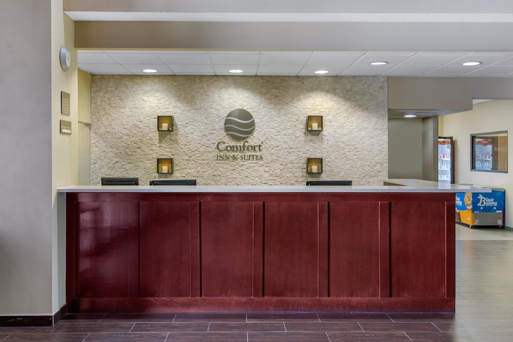 Comfort Inn & Suites SW Houston Sugarland 8/55