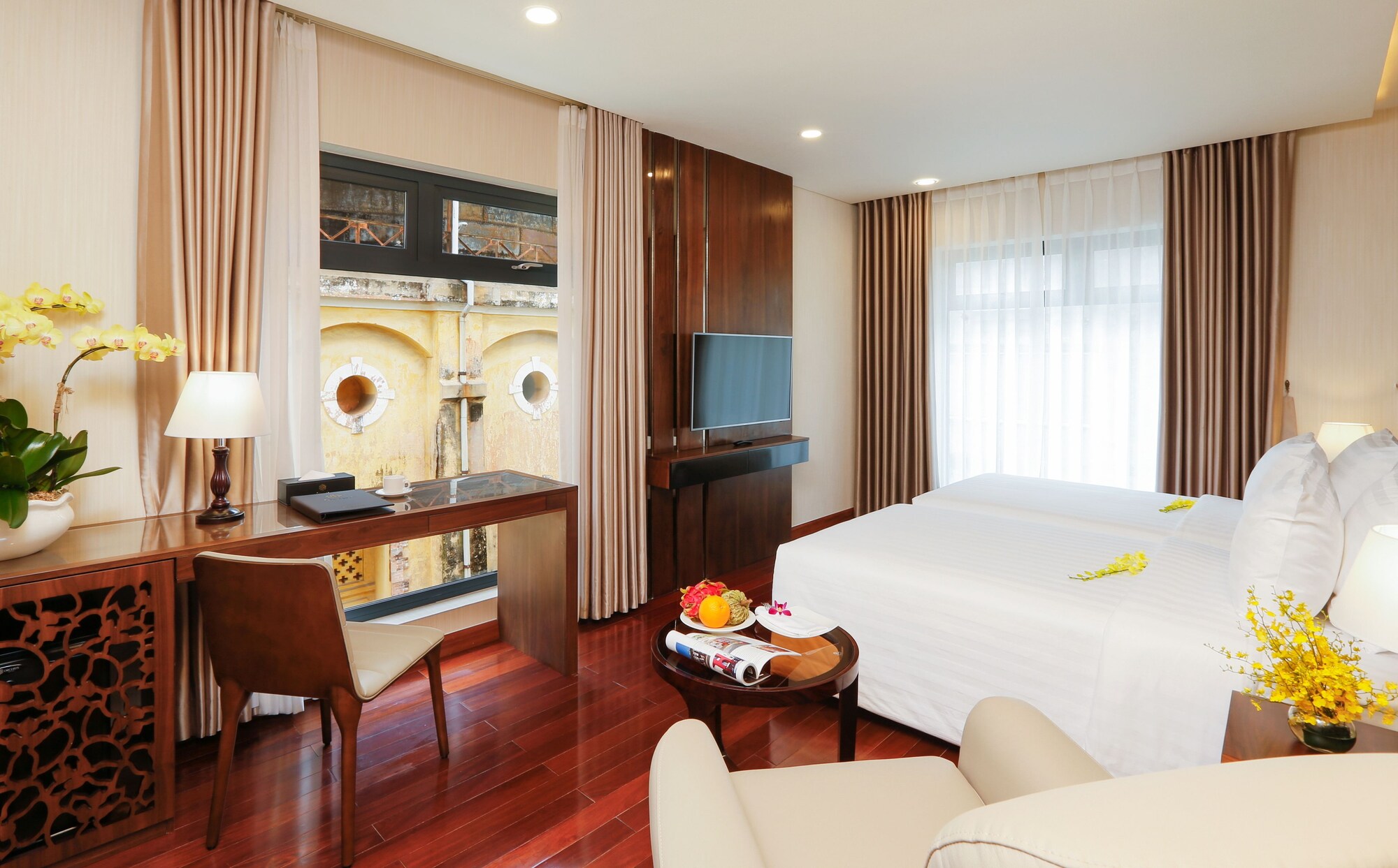 Superior, Twin Beds, Orchids Hotel Saigon 10/10