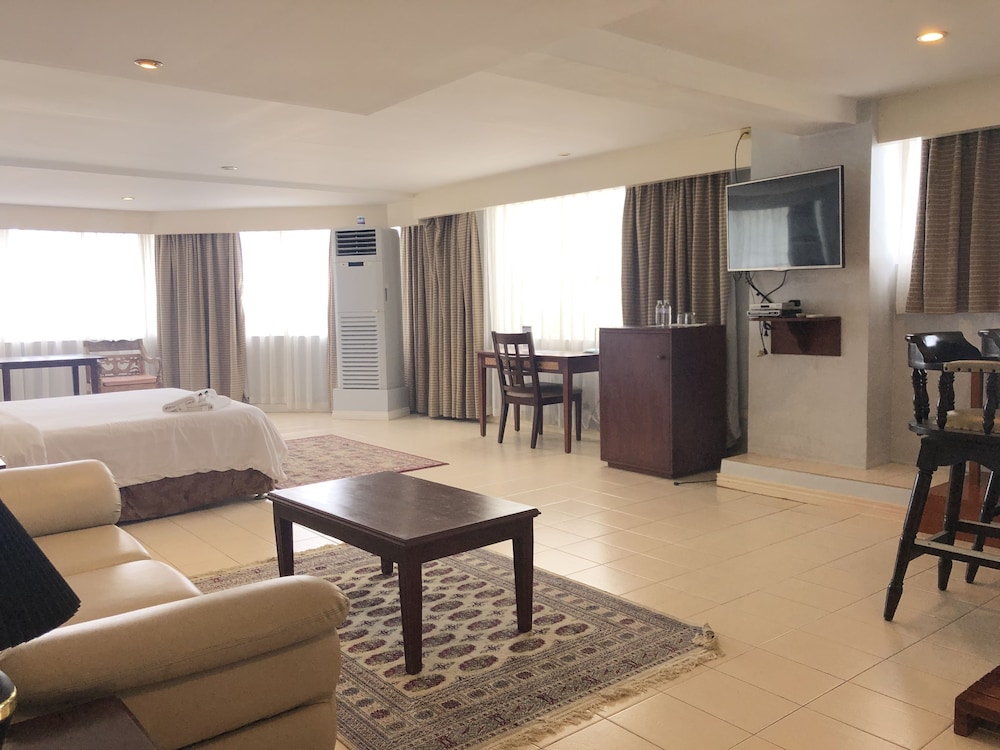 Wild Orchid Beach Resort 44/67