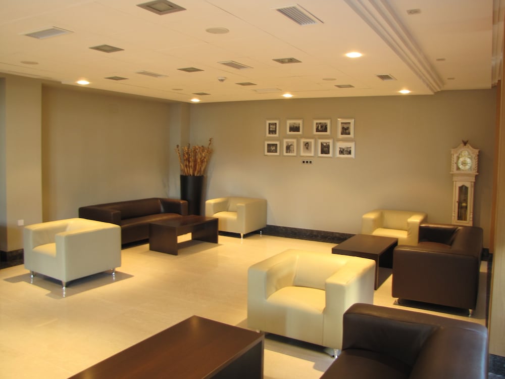 Maritimo Ris Hotel and Apartments 54/73