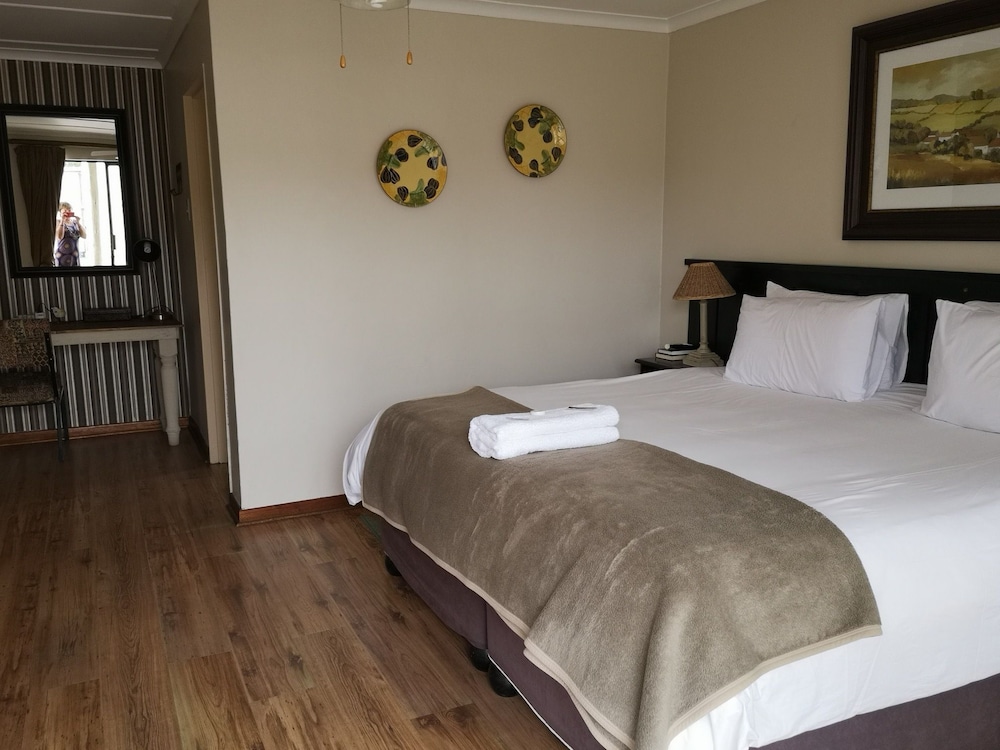 Nahoon Mouth Guest House 4/17
