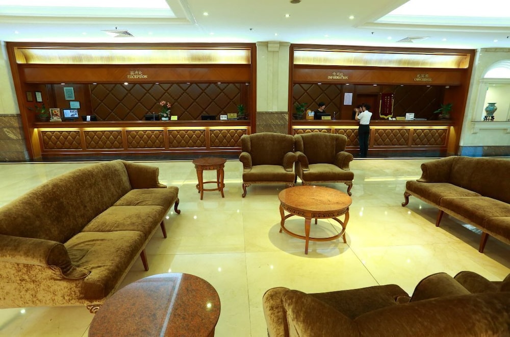 Pantower International Hotel 32/50