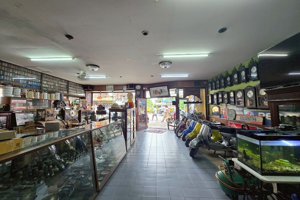 Tapae Inn Hotel 38/44