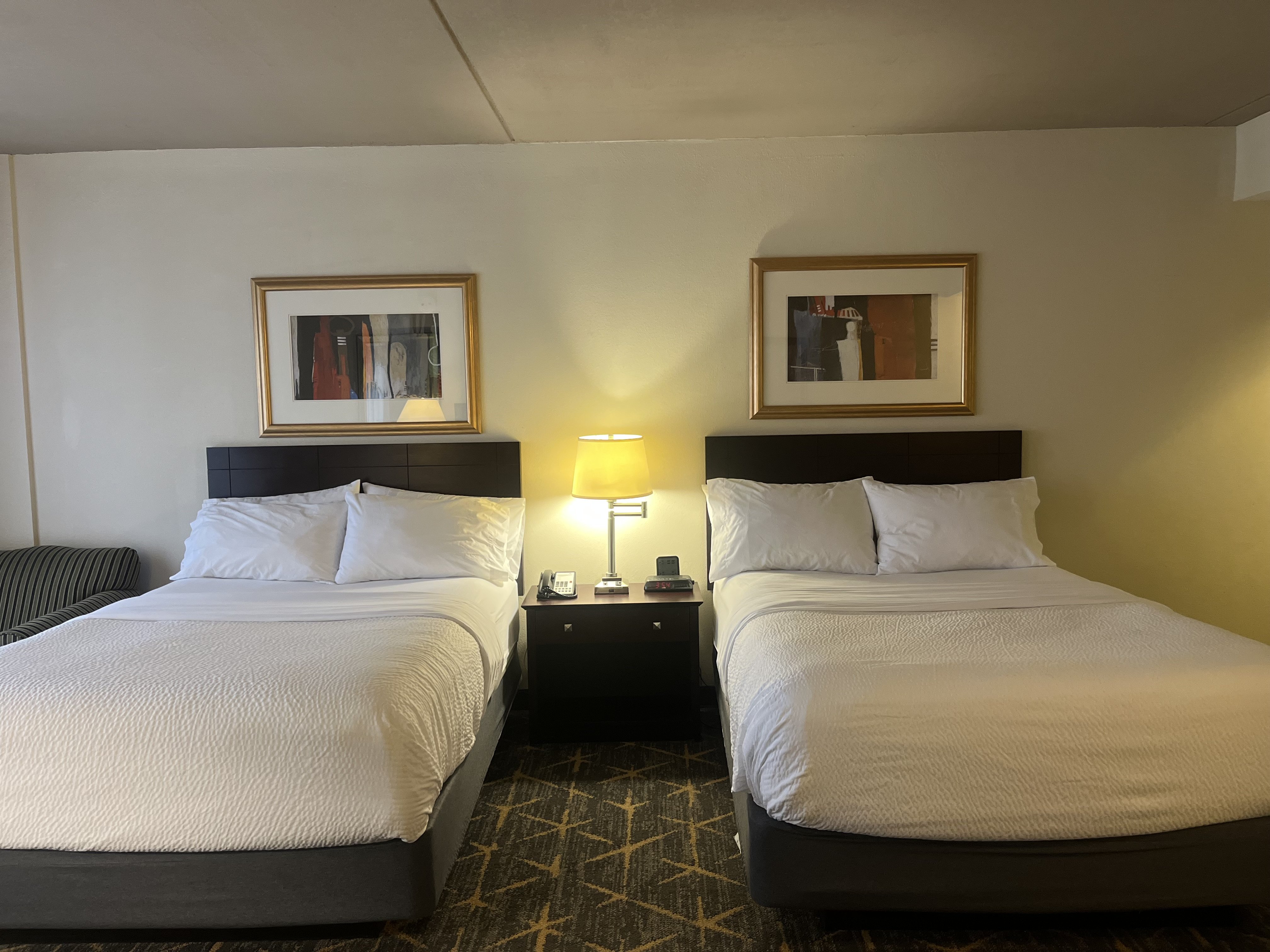 Holiday Inn Hotel And Suites Springfield I 44 22/77