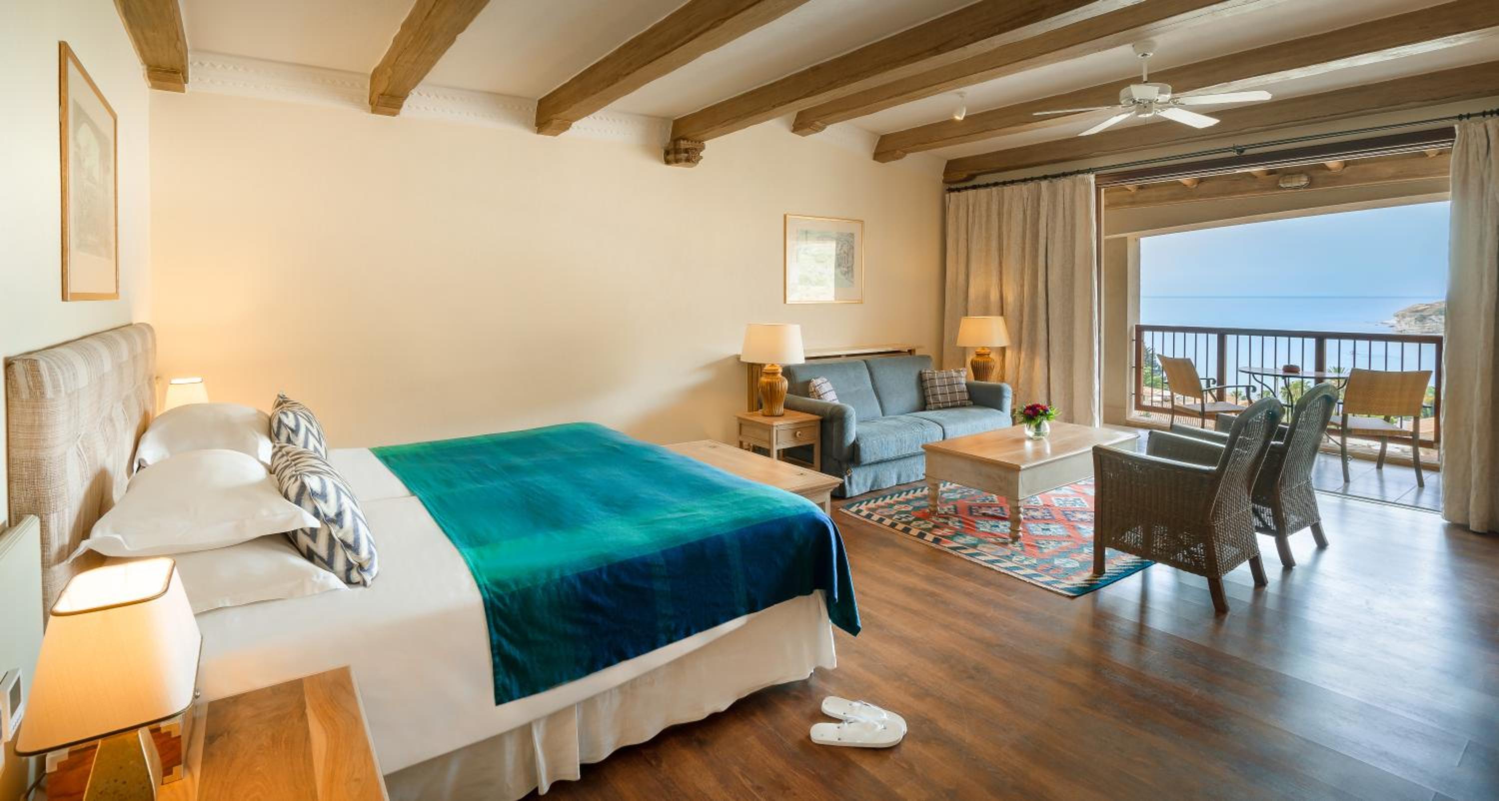 Nest, Executive, Suite, Sea View