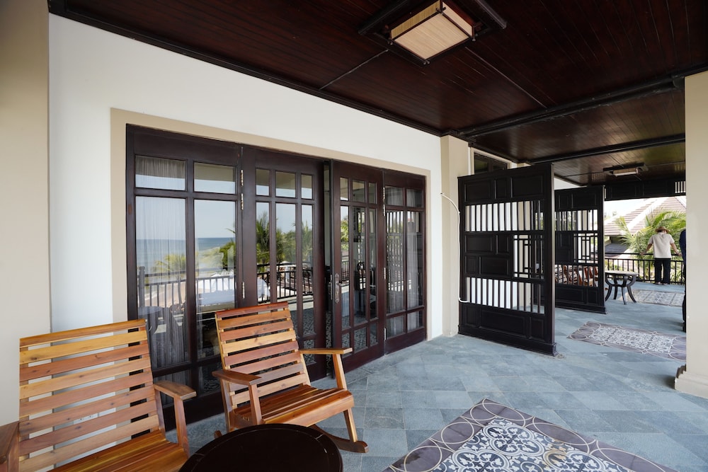 Anja Beach Resort Spa 48/70