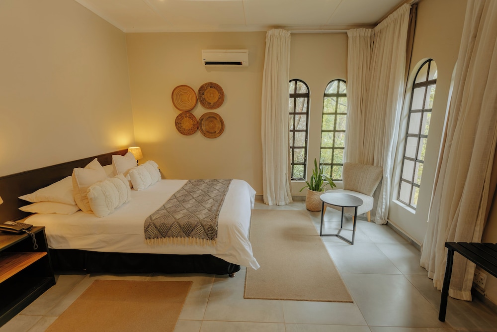 Mantenga Lodge 10/50