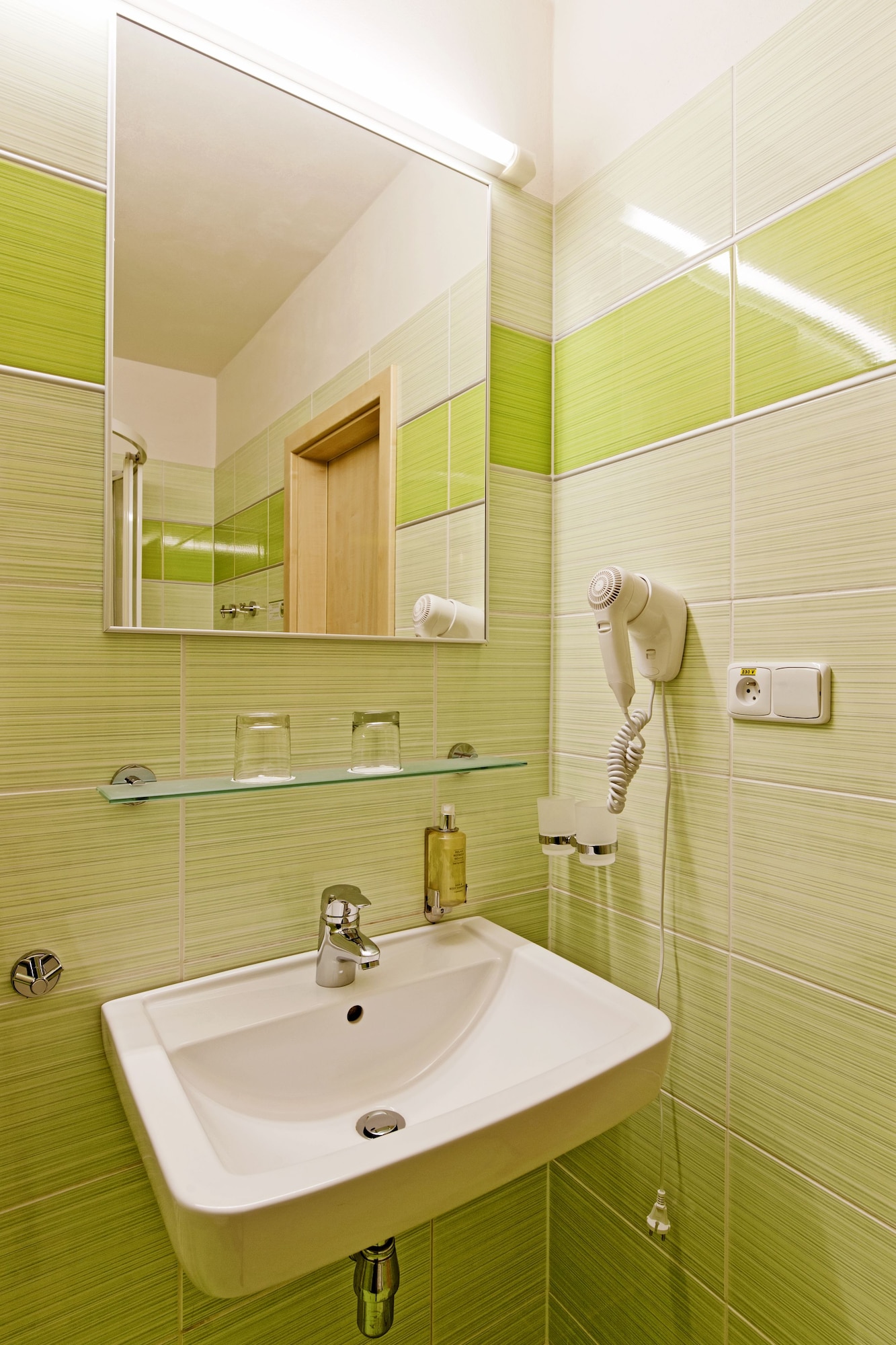 غرفة بزنس، Hotel Vista 7/7