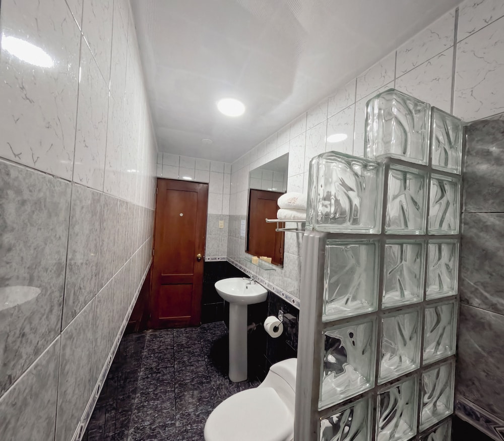 Asturias Inn 37/50