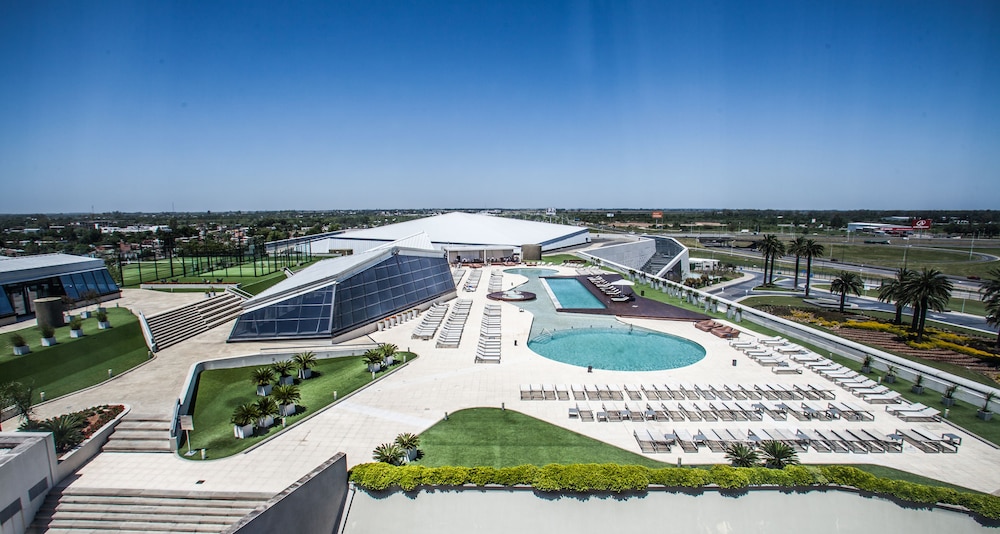 Pullman Rosario City Center 65/67