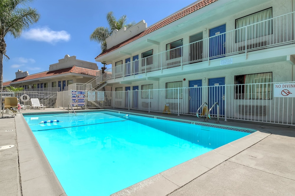 Motel6 Carlsbad, CA - Near Legoland in CARLSBAD - CA