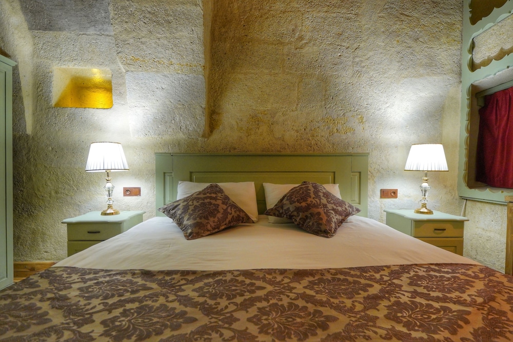 Taka Ev Cave Hotel & Guest House 7/50