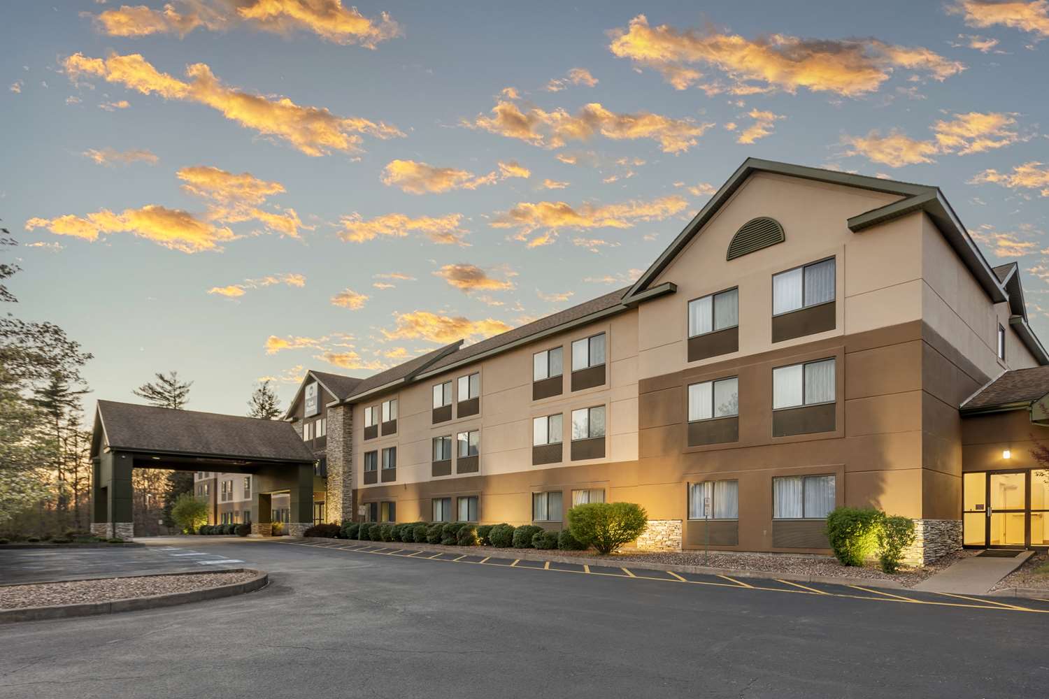 Best Western Inn At Blakeslee-Pocono 1/21