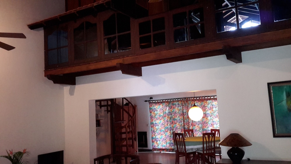 Arangala Bungalow 16/29