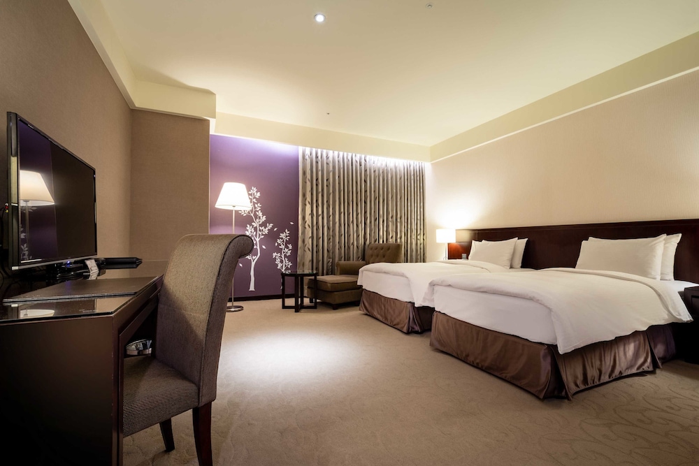 Lai Lai Hotel 29/74