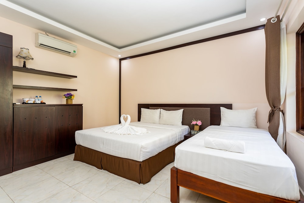 Bach Duong Resort 14/40