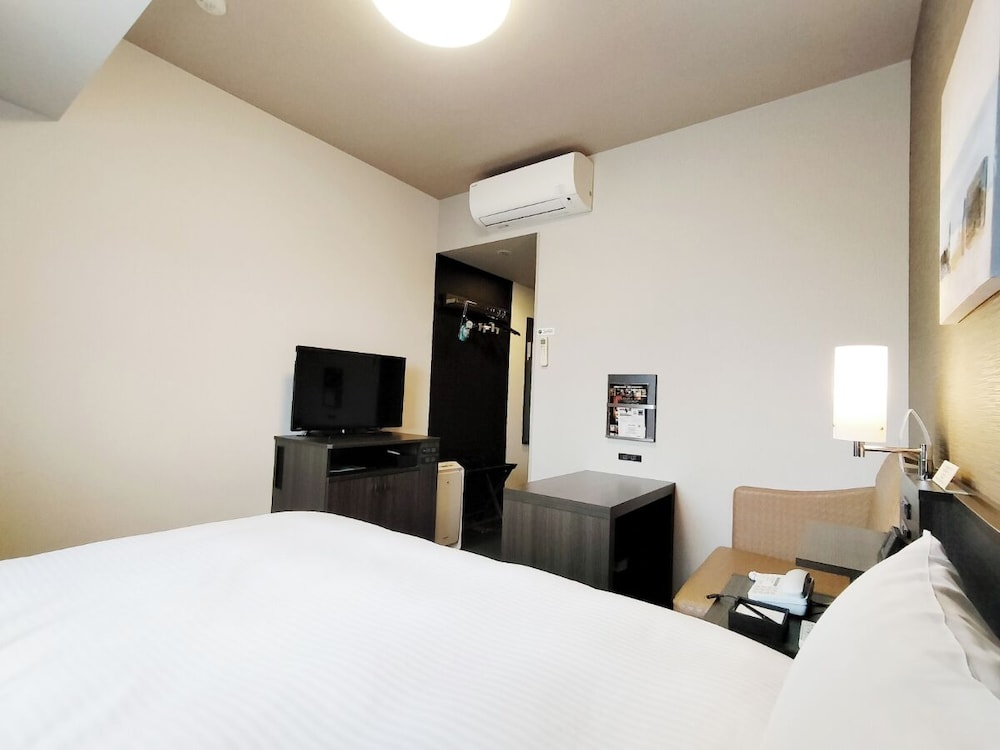 HOTEL ROUTE INN TAKAOKA EKIMAE 7/53