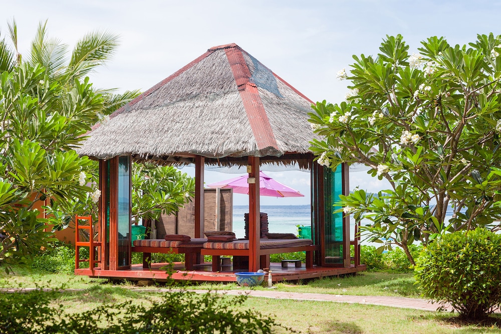 P P Erawan Palms Resort 27/48