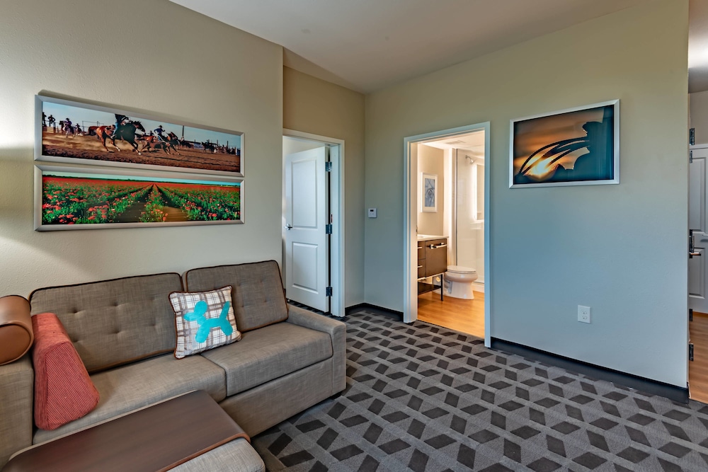 Towneplace Suites Dallas Mesquite 42/56