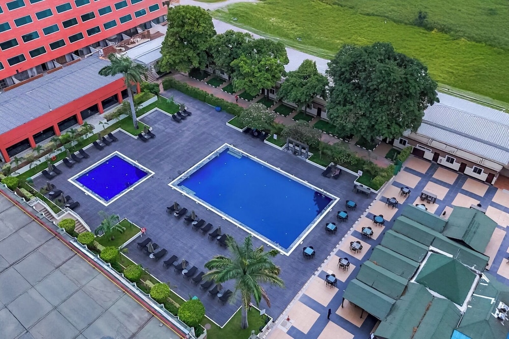Abuja Continental Hotel 7/56