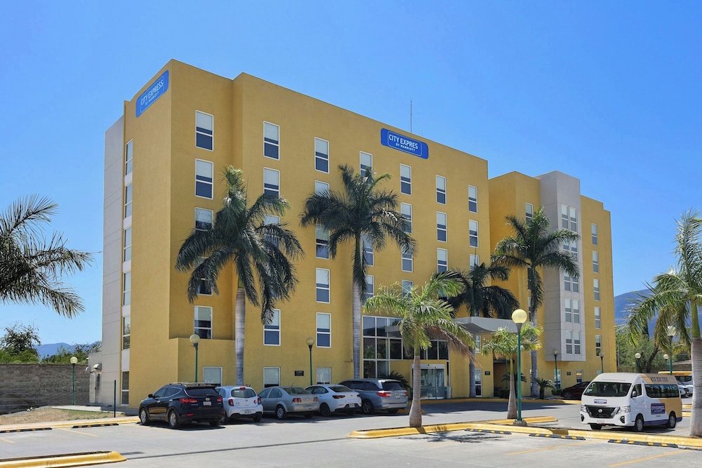 City Express by Marriott Ciudad Victoria 58/62