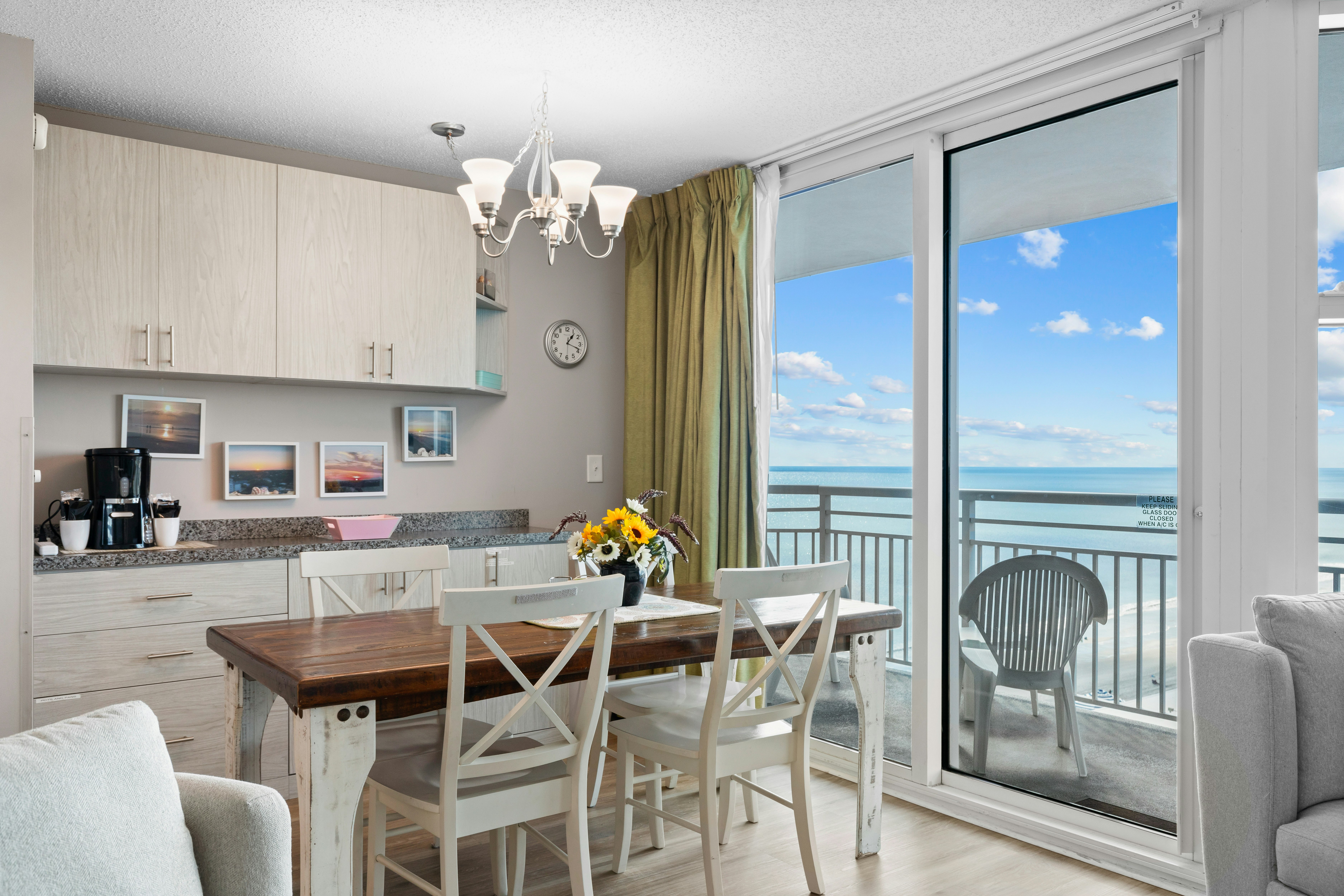 Seaside Resort 26/41