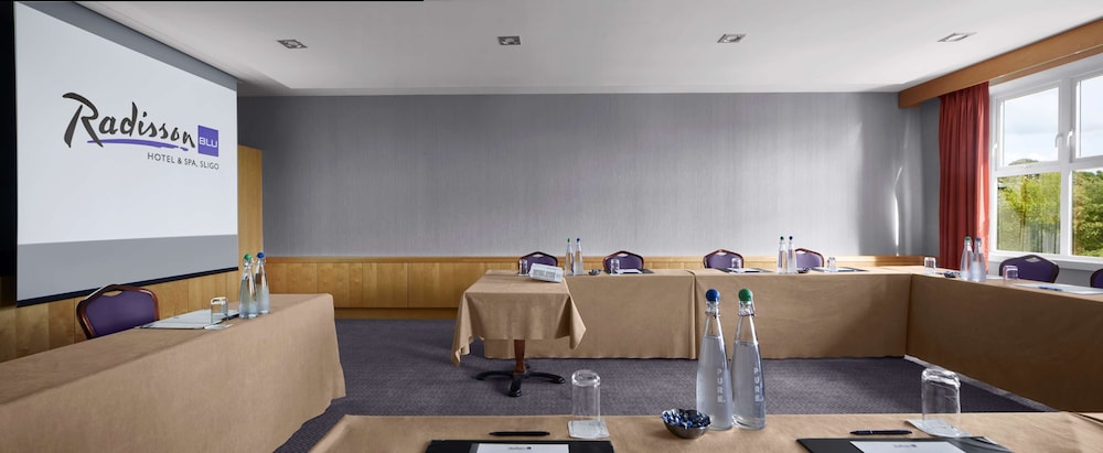 Radisson Blu Hotel and Spa Sligo 62/70