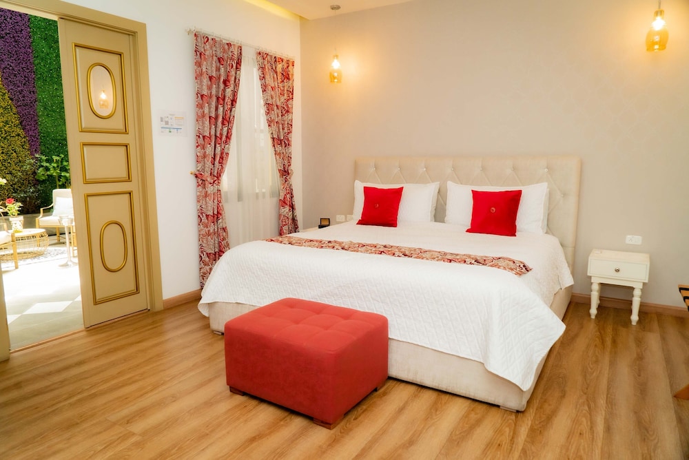 Adamas House Hotel 14/50