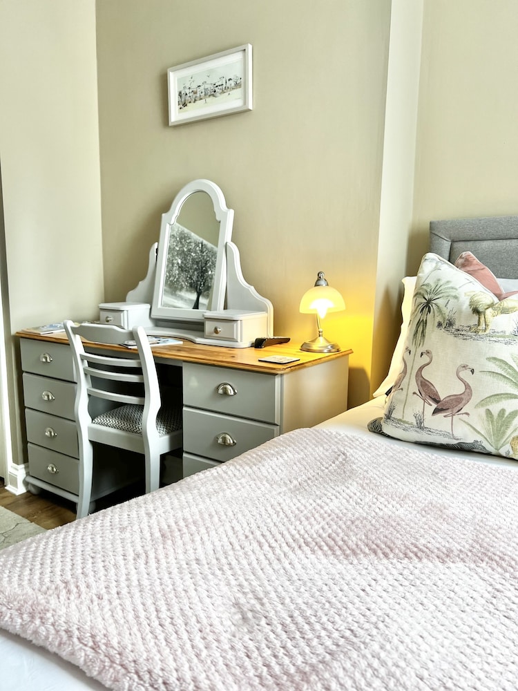 Devon House Guest House 28/50
