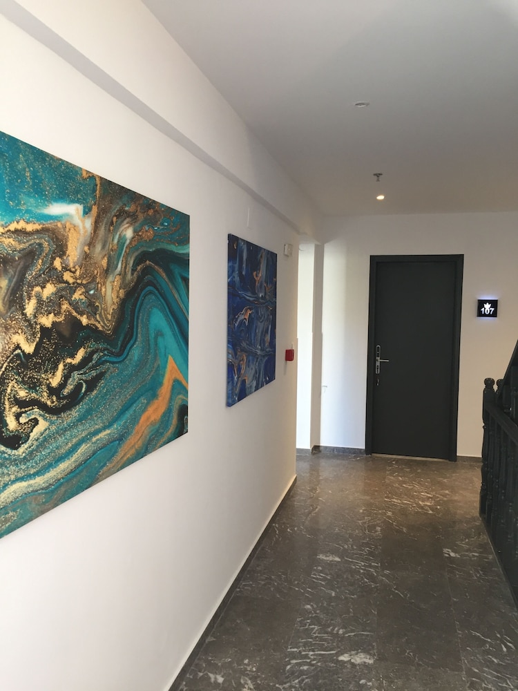 City Pearl Boutique Hotel 7/42