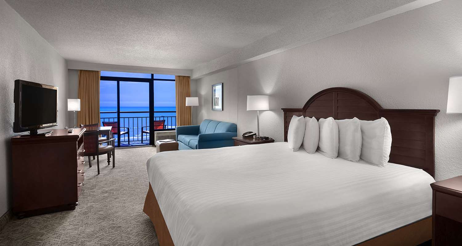 Room, King Bed, Ocean Front, Sofa, Balcony, Kitchenette