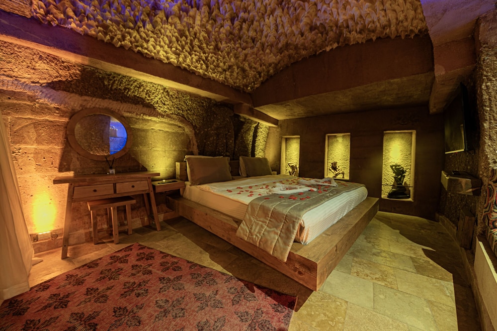 Alfa Cave Hotel 12/50