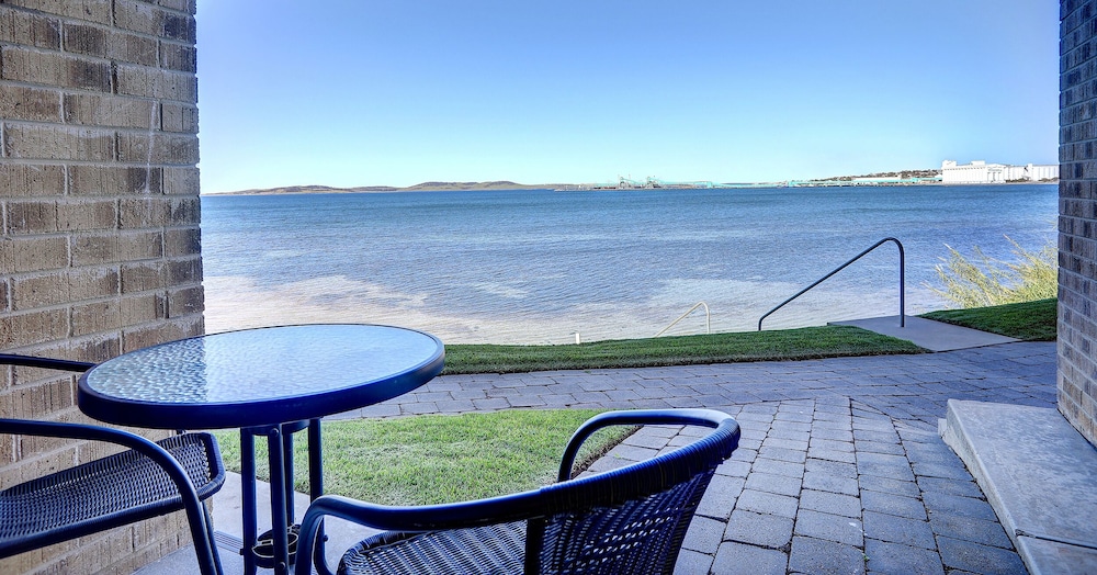 Limani Port Lincoln 37/46
