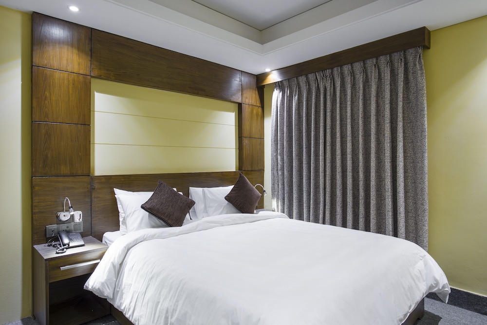 Hotel The Capital 22/50