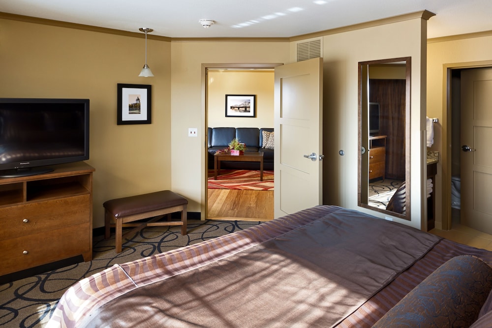 Clubhouse Hotel Suites Pierre 20/60