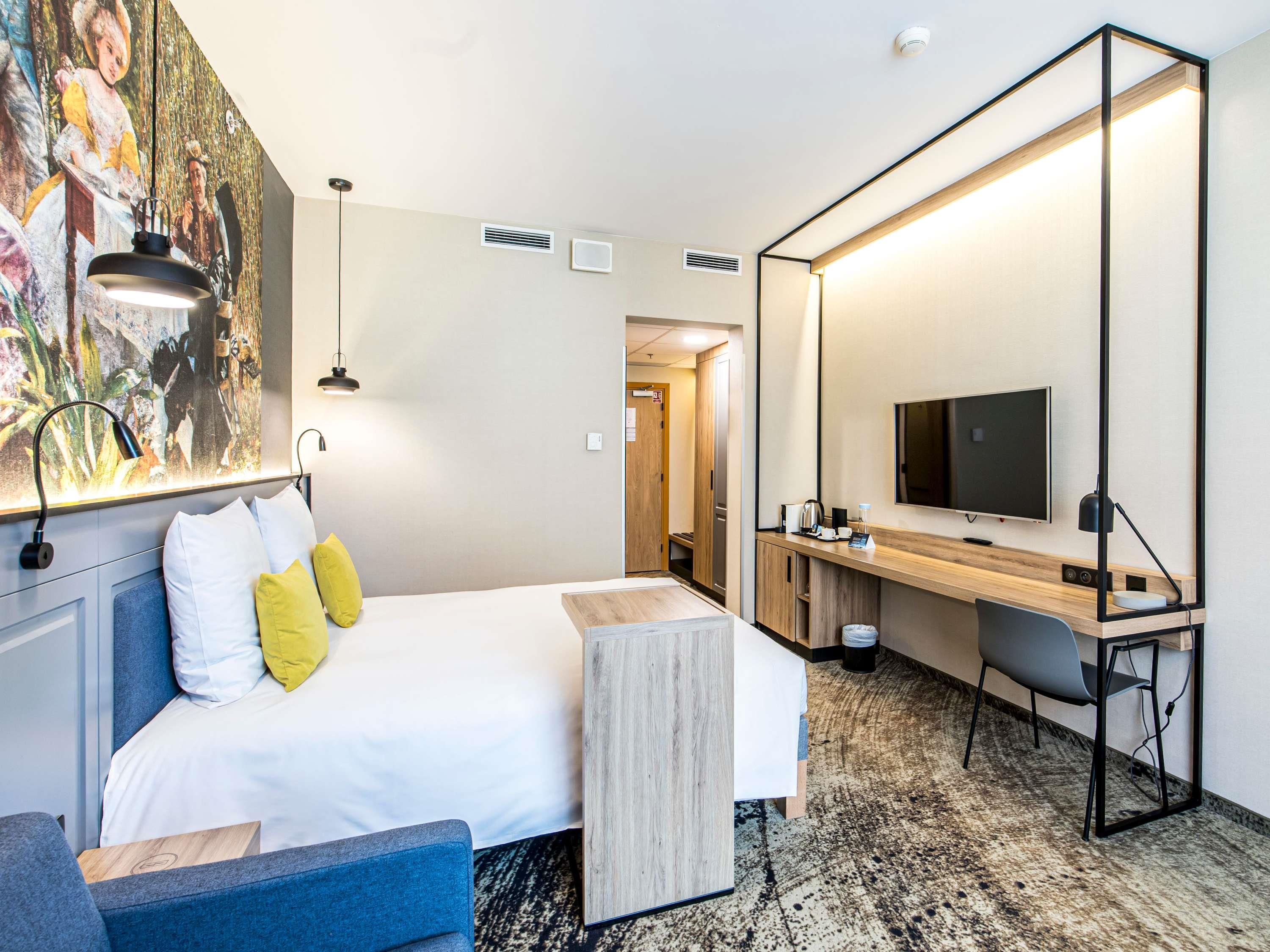 RENOVATED, PRIVILEGE, DOUBLE BED, CITY OR CATHEDRAL VIEW, SOFA