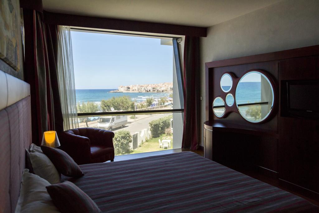 Cefalu Sea Palace 11/26