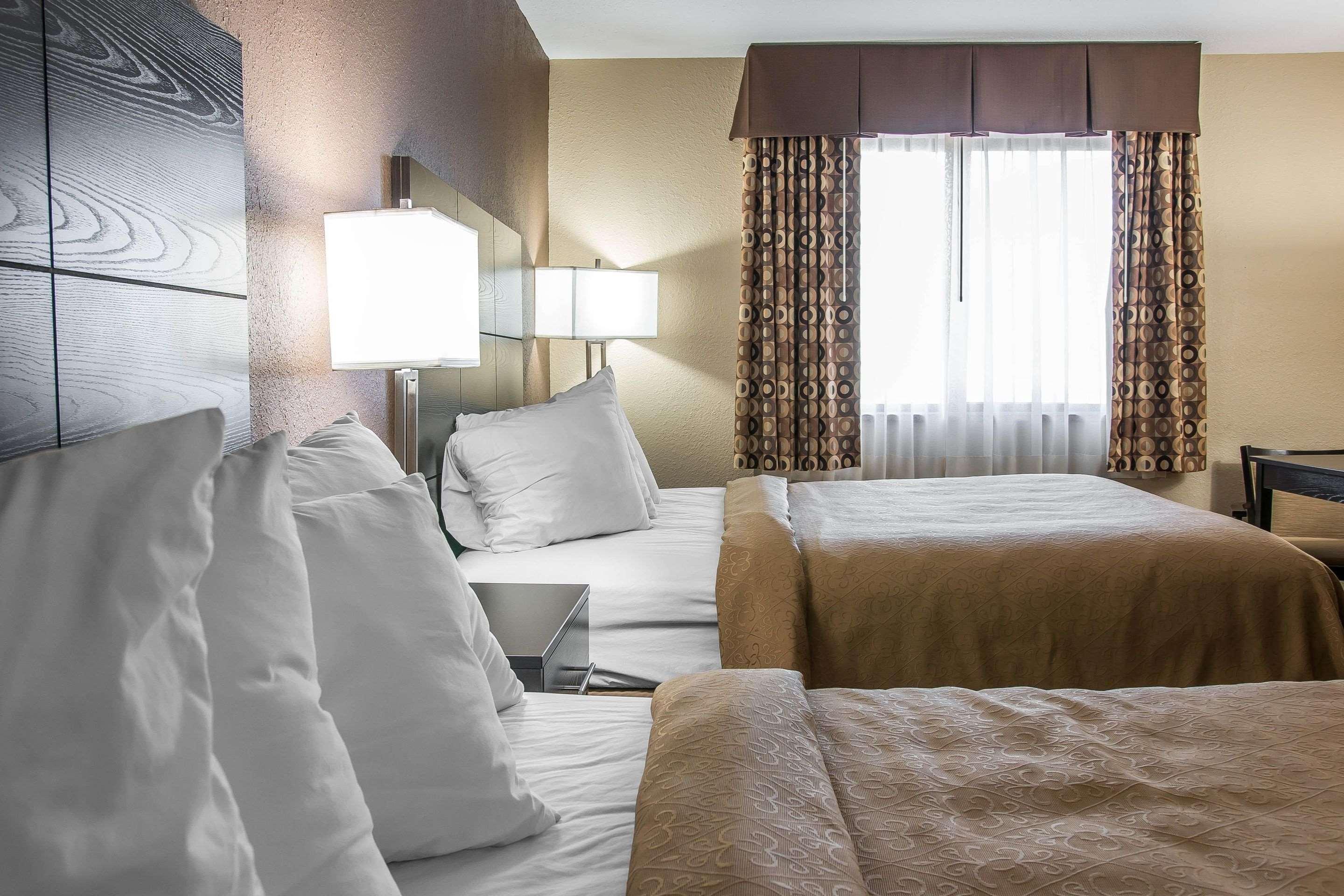 غرفة رباعية بسريرين كوين، Quality Inn Grand Rapids South Byron Center 7/10