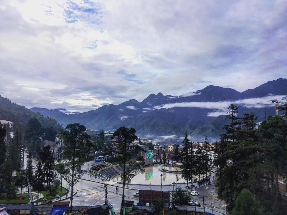 Sapa Wings Hotel 73/87