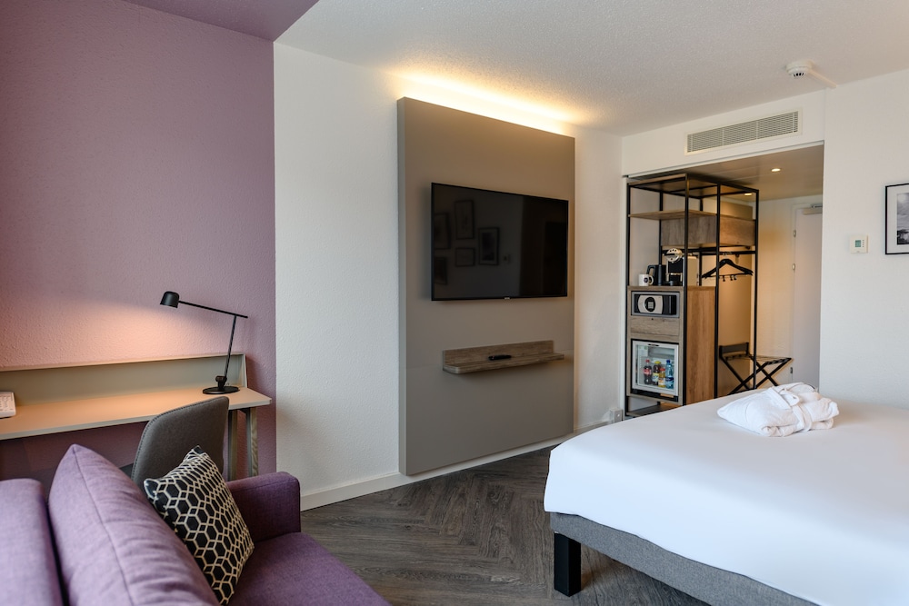 Novotel Zurich City West 10/79