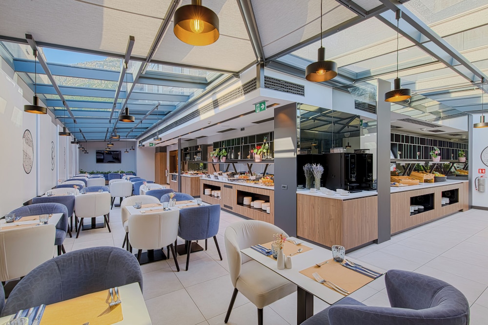 Boutique Hotel Noemia 64/84