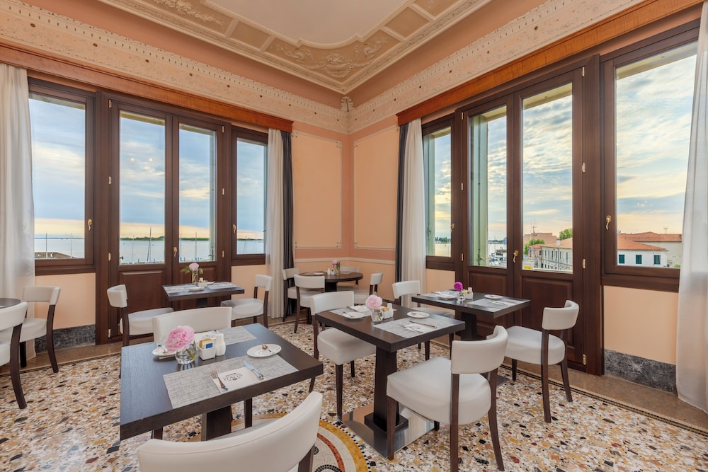 Hotel Grande Italia 104/119