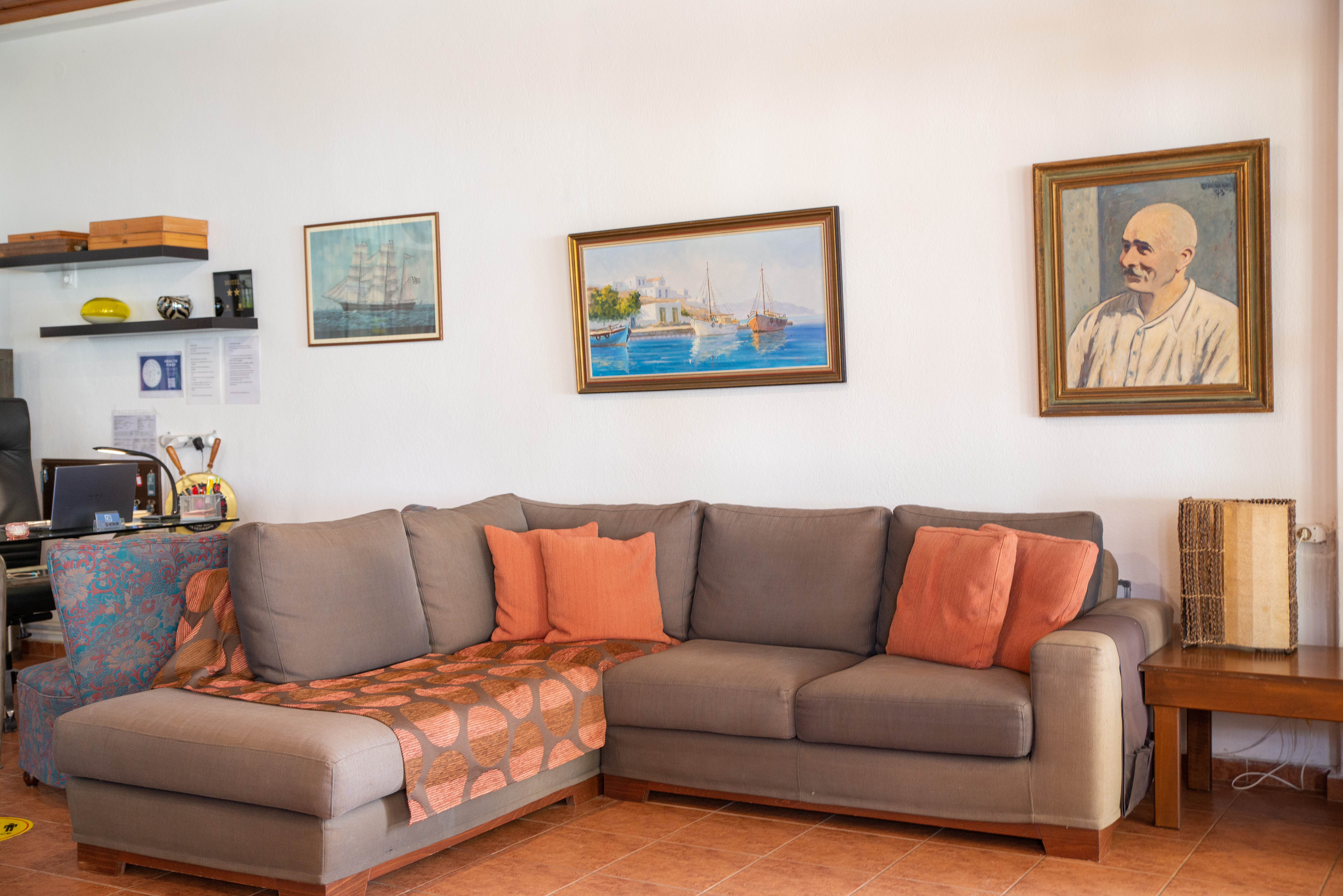 Cleopatra Hotel 32/58