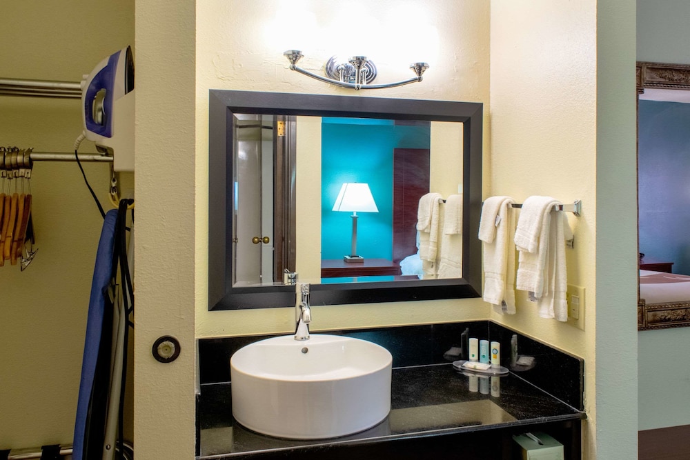 Quality Inn Plainfield 22/47