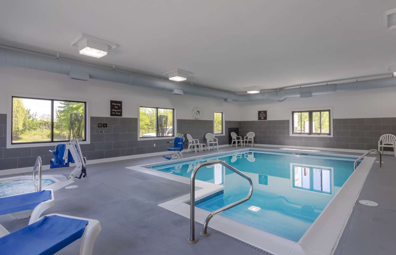 Sleep Inn & Suites Prince George near Fort Lee 22/31