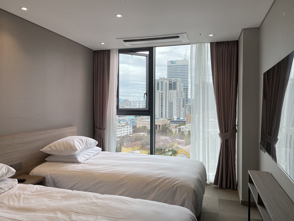 Mercure Ambassador Seoul Dongdaemun 9/46