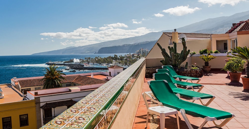 Monopol Hotel Tenerife 48/53