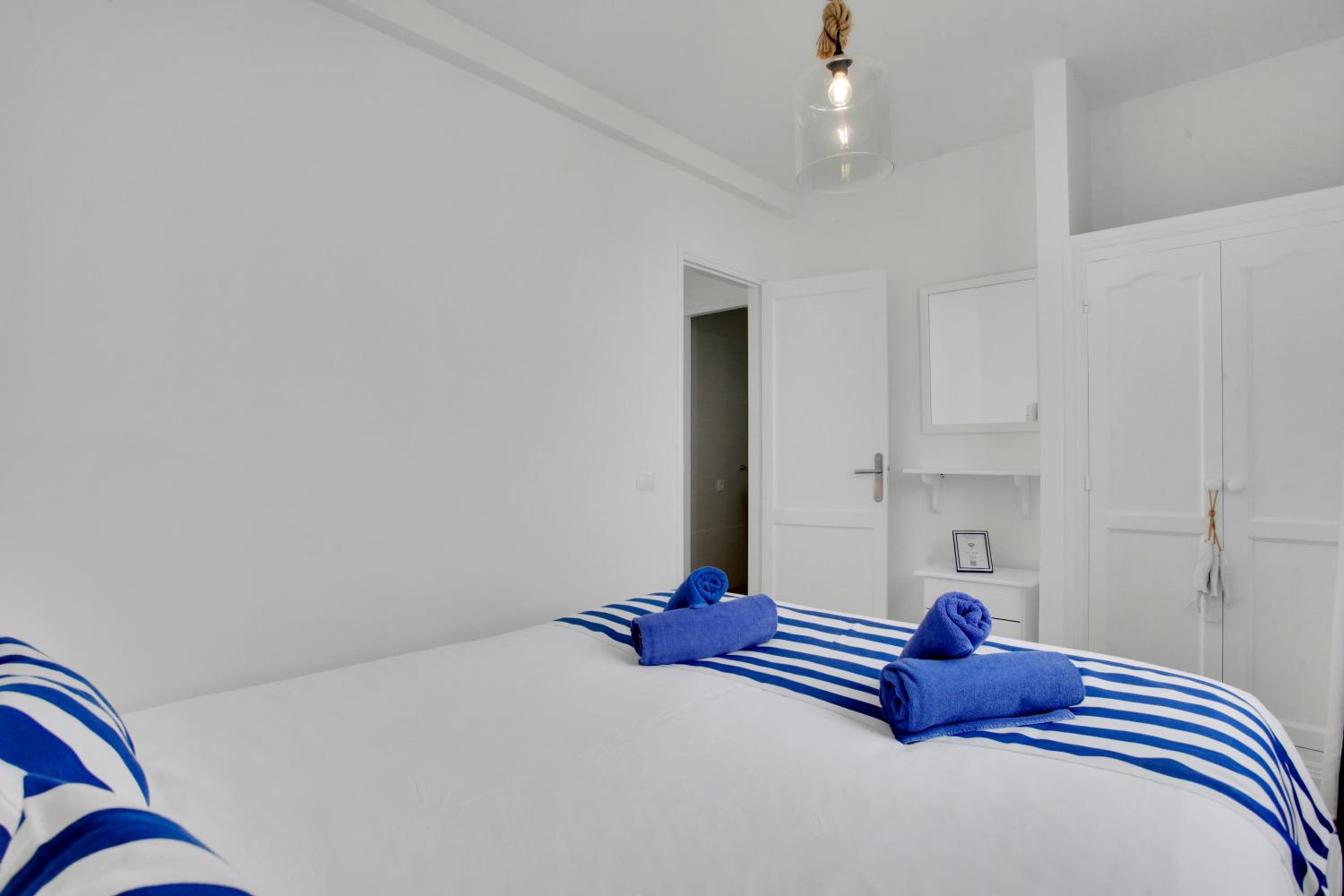 Neptuno Bungalows 7/30