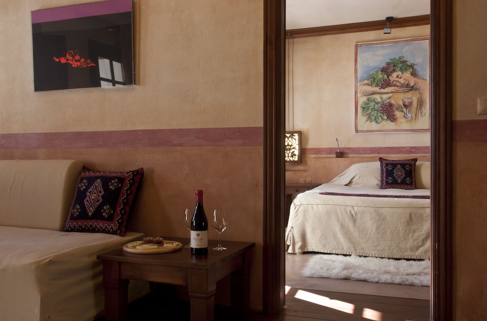 Katogi Averoff Hotel Vinery 18/45