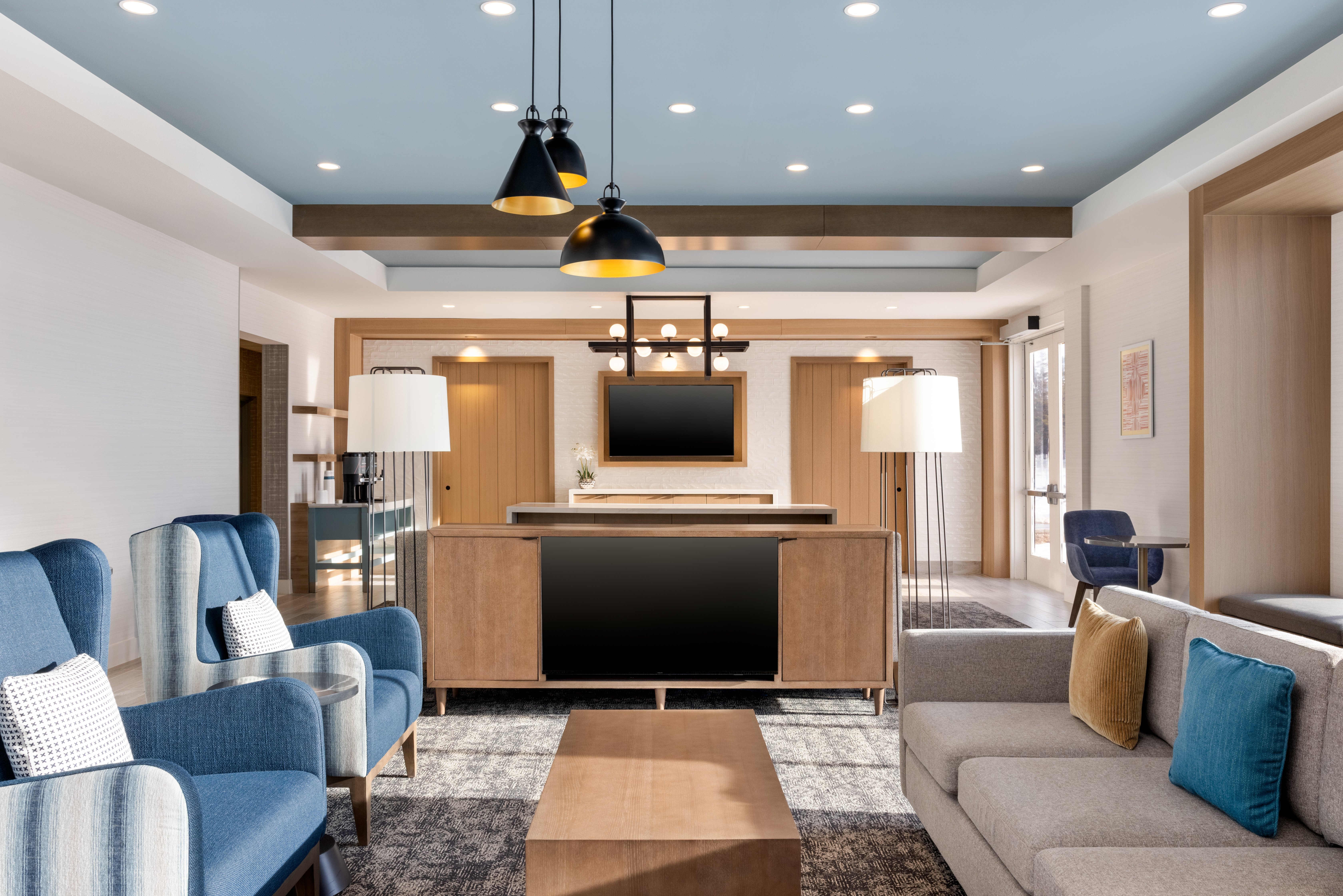 Staybridge Suites Kincardine Southeast By IHG 41/47